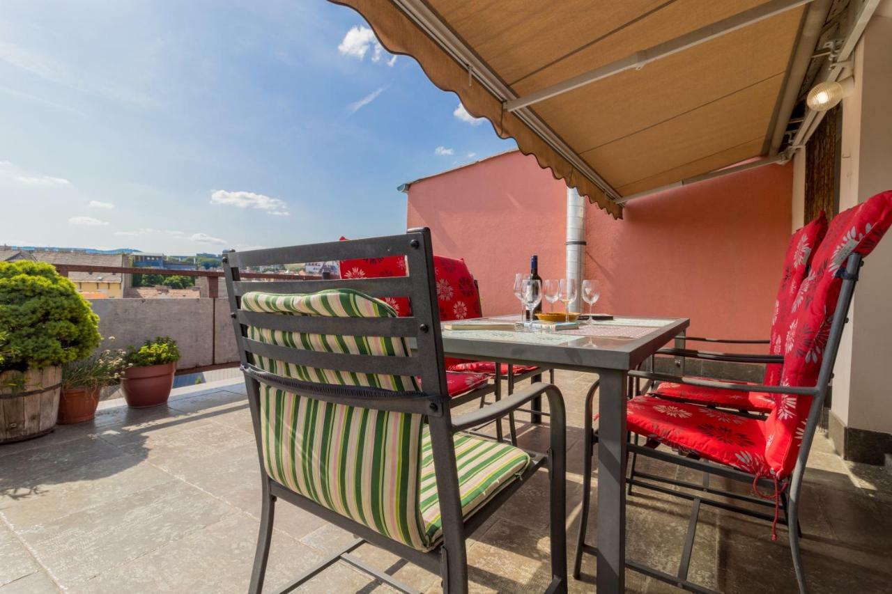Margaret Apartment For 5 People With Panorama Terrace Boedapest Buitenkant foto